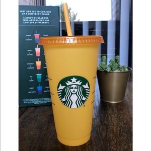 Starbucks color changing cup